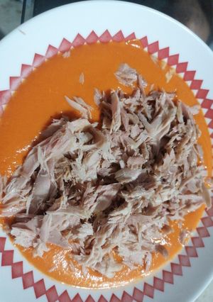 Una foto de Salmorejo con zanahorias