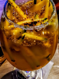 Una foto de MANGO VERDE A la Cerveza Rubia...!
