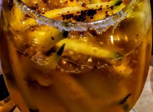 Una foto de MANGO VERDE A la Cerveza Rubia...!