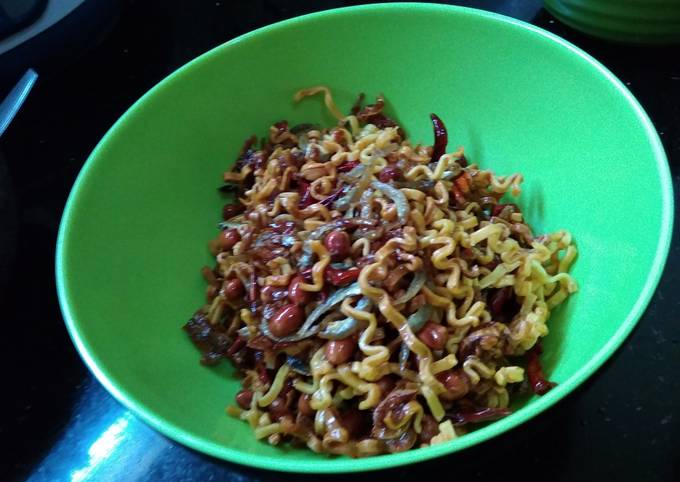 Resep Kering Mie Teri Kacang Oleh Dapur Yetty Yetti Arifin Cookpad