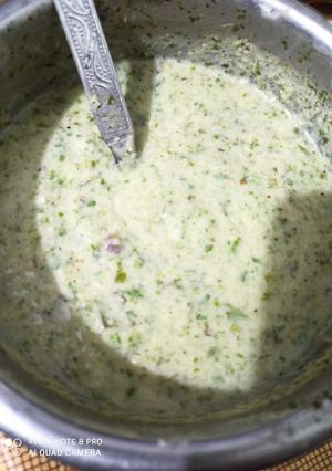 A picture of Pudina chutney.