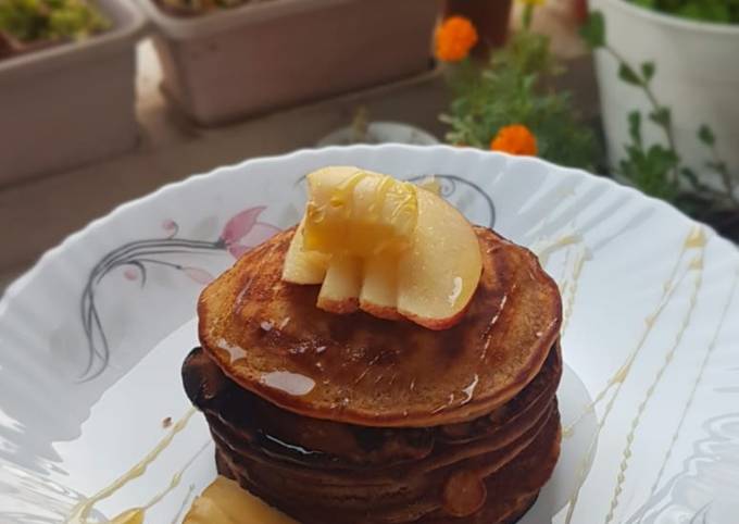 Apple cinnamon pancake