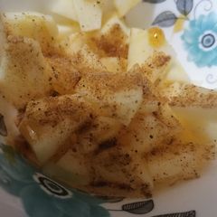 Apple Honey Chaat🍯 A picture of Apple Honey Chaat🍯.