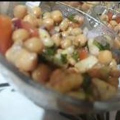 A picture of Chhole ki chat.