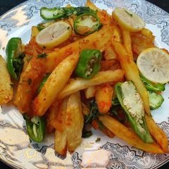 A picture of Aaloo finger spicy karahi.