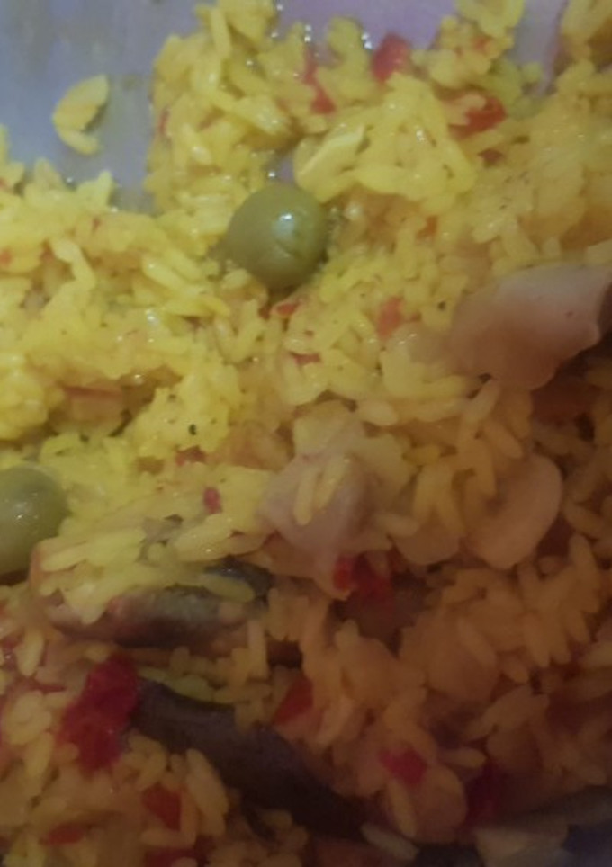 Una foto de Paella casera