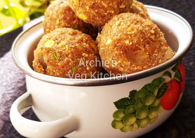 Methi dryfruits laddoo