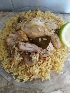 Una foto de Arroz con pollo al curry