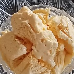 A picture of Mango ice cream.