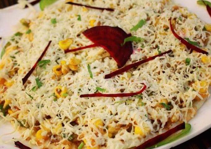 Cheese corn pizza