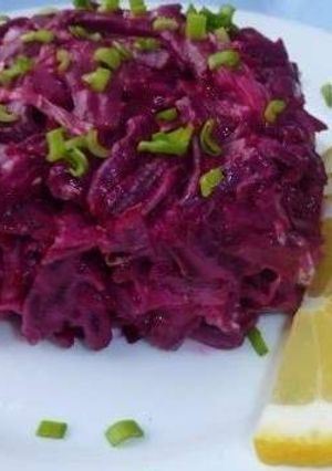 Фото Салат из свеклы с пекинской капустой.