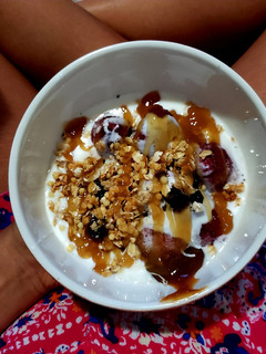 Una foto de Idea desayuno saludable con yogurt casero