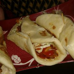 A picture of Chicken Shawarma..