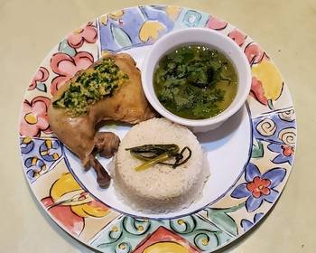Popular Cuisine Hainanese Chicken Rice with Ginger Sauce Very Delicious