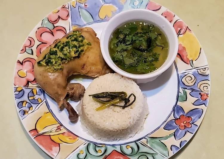 Steps to Prepare Homemade Hainanese Chicken Rice with Ginger Sauce