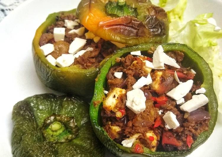 How to Prepare Super Quick Homemade Stuffed Peppers With Feta (Vegetarian)
