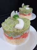 Timbal de arroz sobrante con palmitos y tomate