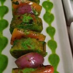 A picture of Malai champ.
