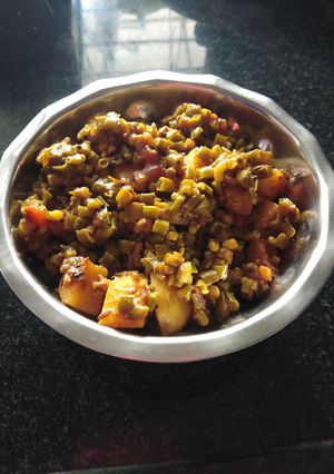ચોળી બટેટા નુ શાક રેસીપી મુખ્ય ફોટો