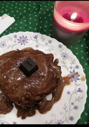 A picture of 🥞 chocolate pancakes.