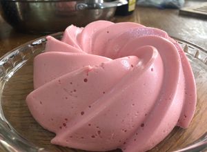 Una foto de Mousse de Fresa a la Sonorense