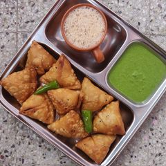Odisha style samosa A picture of Odisha style samosa.