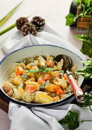 A picture of RUSSIAN SALAD with Indian twist.