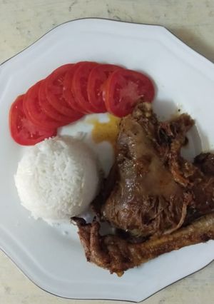 A picture of Kienyeji chicken.