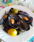 Mejillones al vapor a la lima y limón