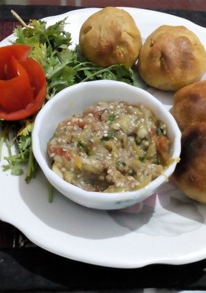 A picture of Litti chokha.