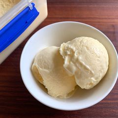 A picture of Custard Powder Ice Cream.