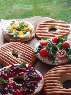 A picture of Sweet and sour bagels 🤩.