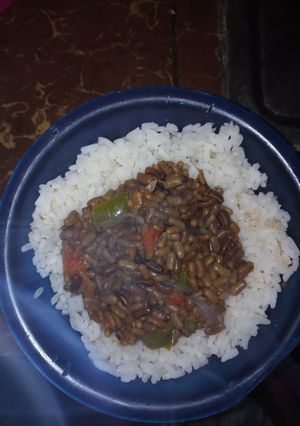 A picture of Western ndengu stew.