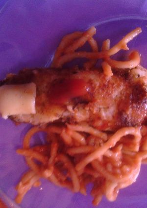 Una foto de Horripilante dedo con gusanos