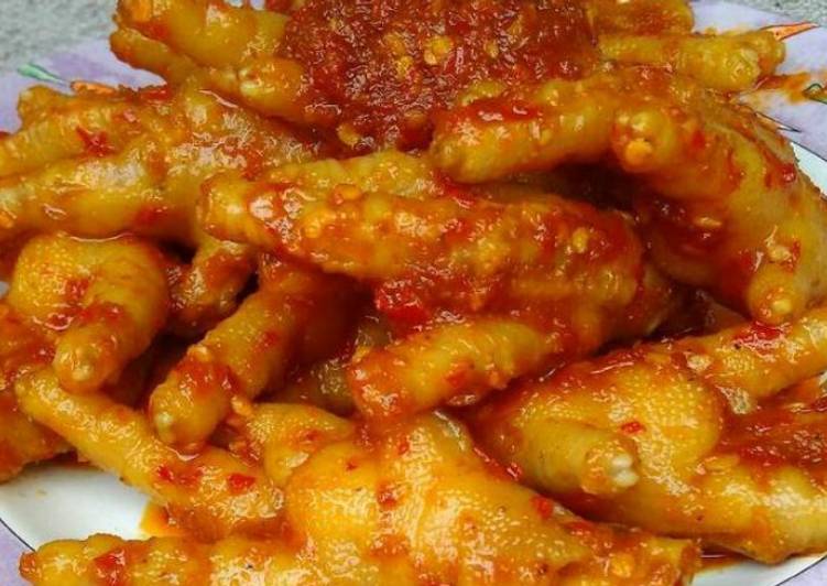 Resep Ceker Pedes Maknyoss oleh erdputri - Cookpad