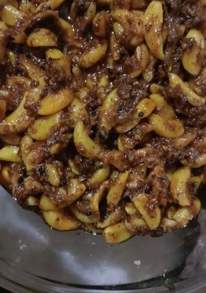 लहसुन का अचार रेसिपी मुख्य फोटो