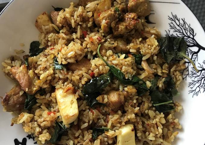 Resep Nasi Goreng Babi Rica Kemangi oleh Chrisleen - Cookpad