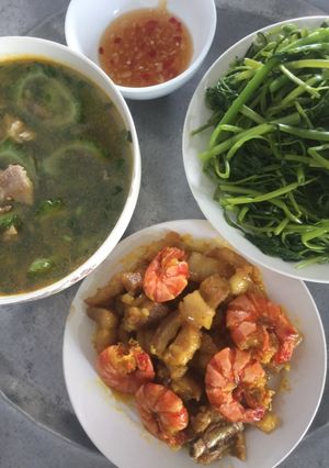 Hình của món Mâm cơm ngày mưa.