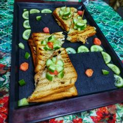 A picture of Chicken Tandoori Cheesy grilled Sandwiches.