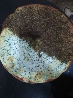 صورة لوصفة مناقيش زعتر وجبنة