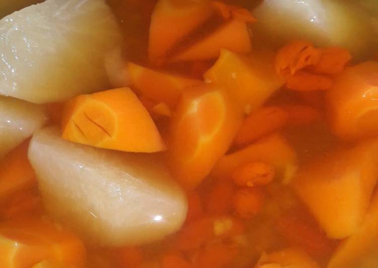 Bagaimana Membuat Sup Lobak with Goji Berry(Diet GM Day 3) yang Enak Banget