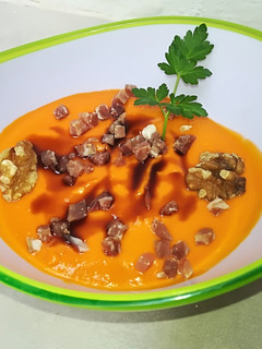 Una foto de Salmorejo suave de calabaza