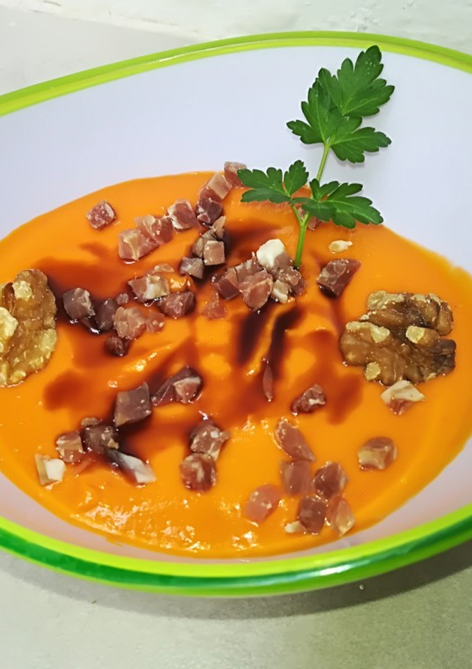 Una foto de Salmorejo suave de calabaza