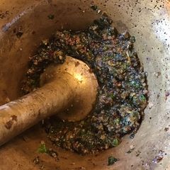 A picture of California Farm Fresh Pesto Sauce.