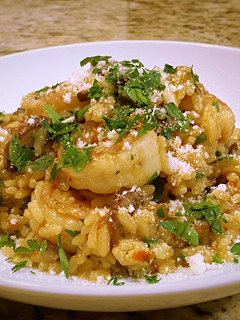 A picture of Shrimp and mushroom risotto.