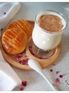 عکسی از دستور شیر عسل دارچینی
