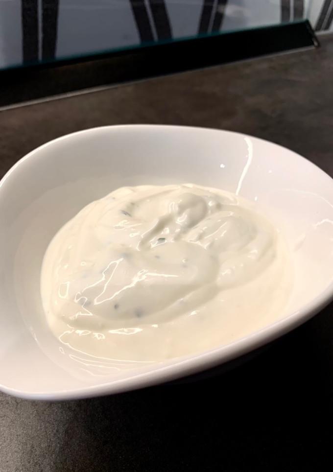 Una foto de Salsa de yogurt casera