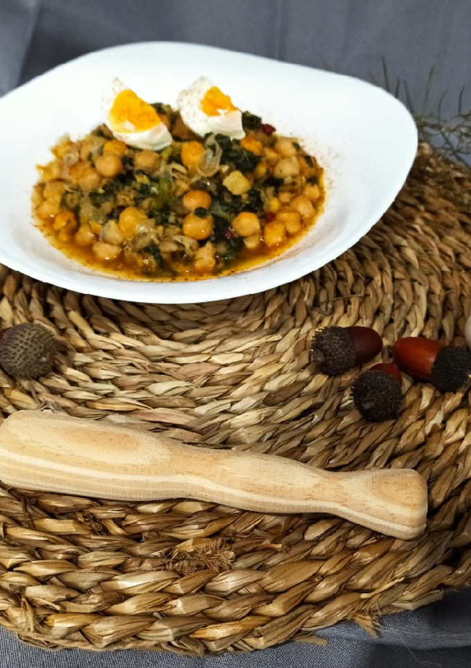 Una foto de Potaje de garbanzos 🍲
