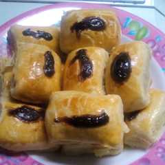 A picture of Bolen Pisang Coklat.