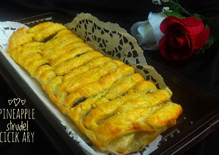 Bagaimana Menyiapkan Pineapple strudel Anti Gagal